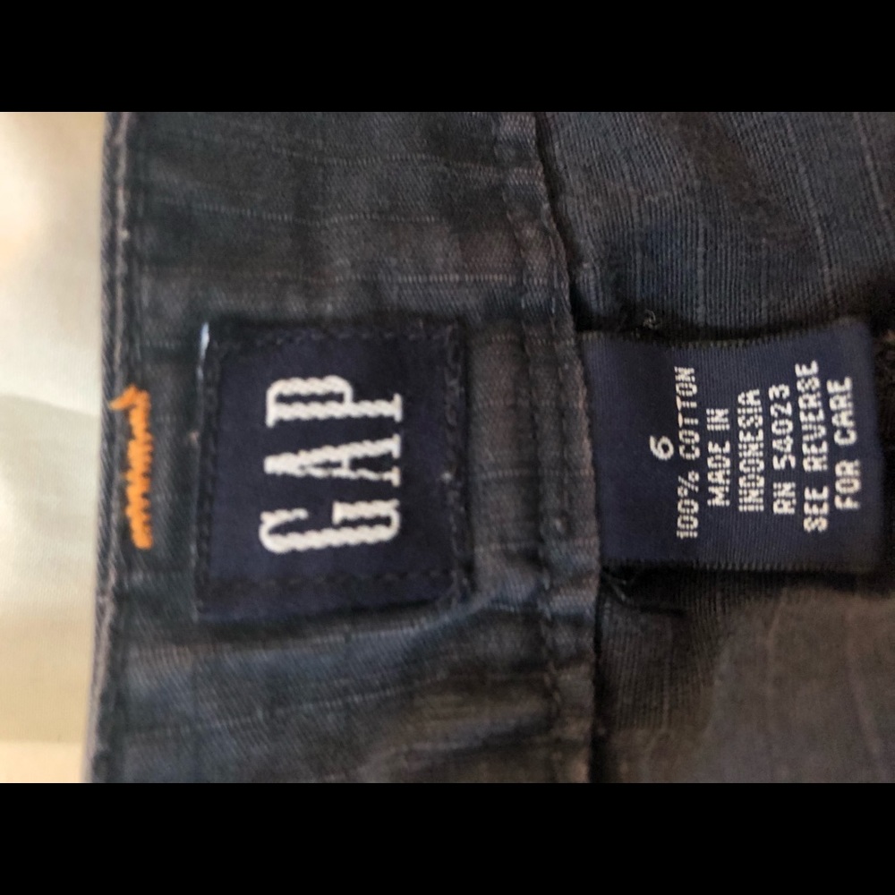 Navy Sz 6 Gap Shorts Chino